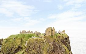 Dunnottar Woods House